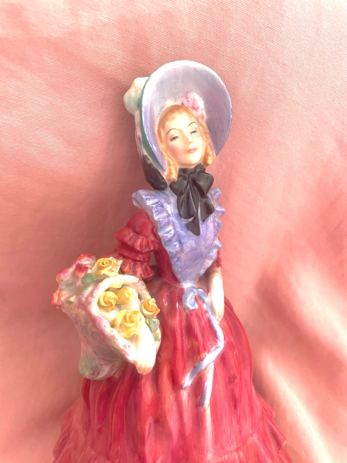 Vintage Royal Doulton red Vintage Royal Doulton red