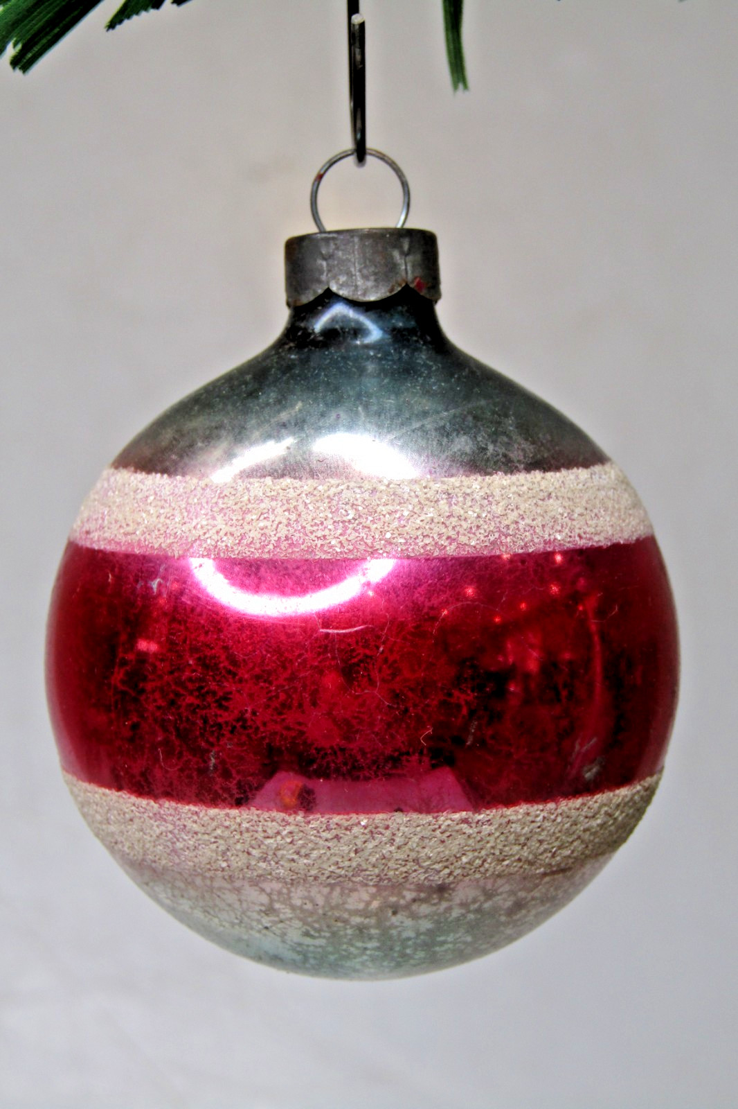 Vintage pre WWII Glass Mica STRIPES Patriotic BALL Christmas Ornament US of A