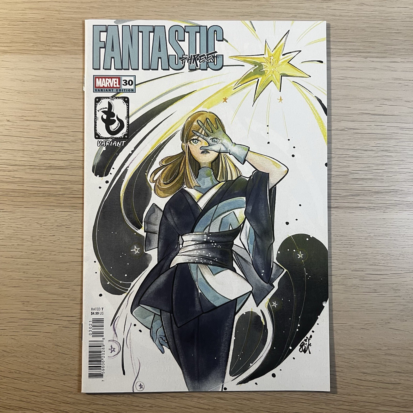 Fantastic Four #30 Peach Momoko Kimono Variant NM