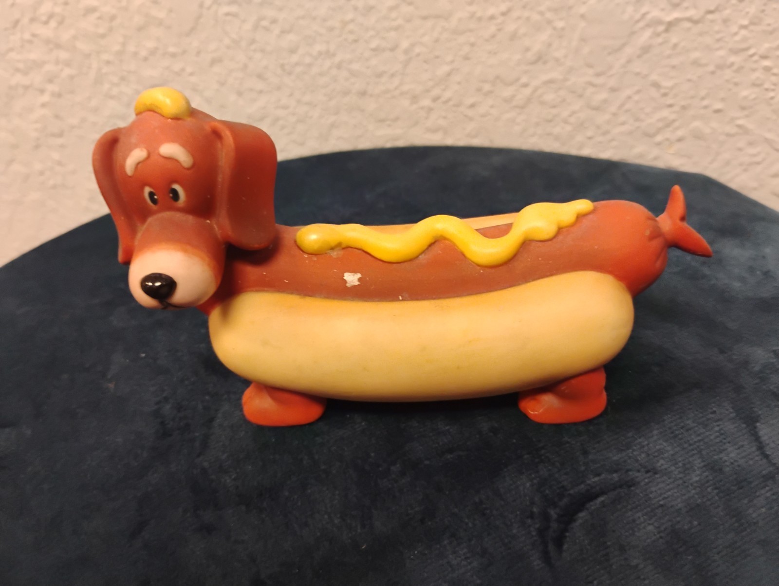 Enesco Stewart Moskowitz 1997 Hotdog Dachshund Figurine Rare