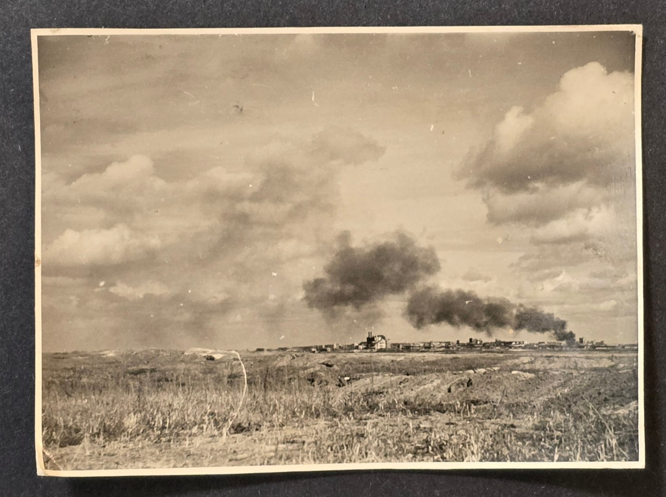 1942 EASTERN FRONT FRONT LINES BATTLE ZONE WWII German Military Photo RUSSIA