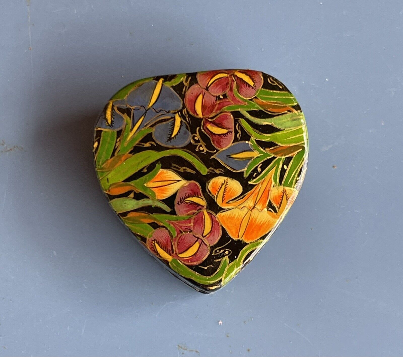 Black Floral Heart Lacquer Paper Mache Trinket Box Handmade Kashmir India