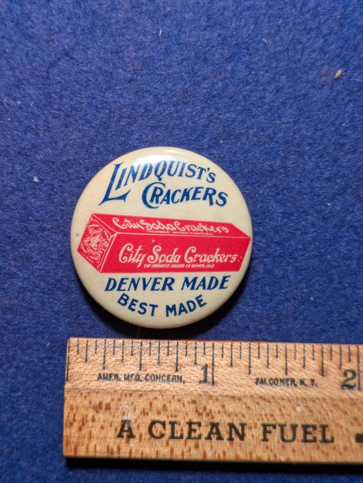 Antique Denver Colorado Lindquist's Crackers  Pinback  Whitehead And Hoag