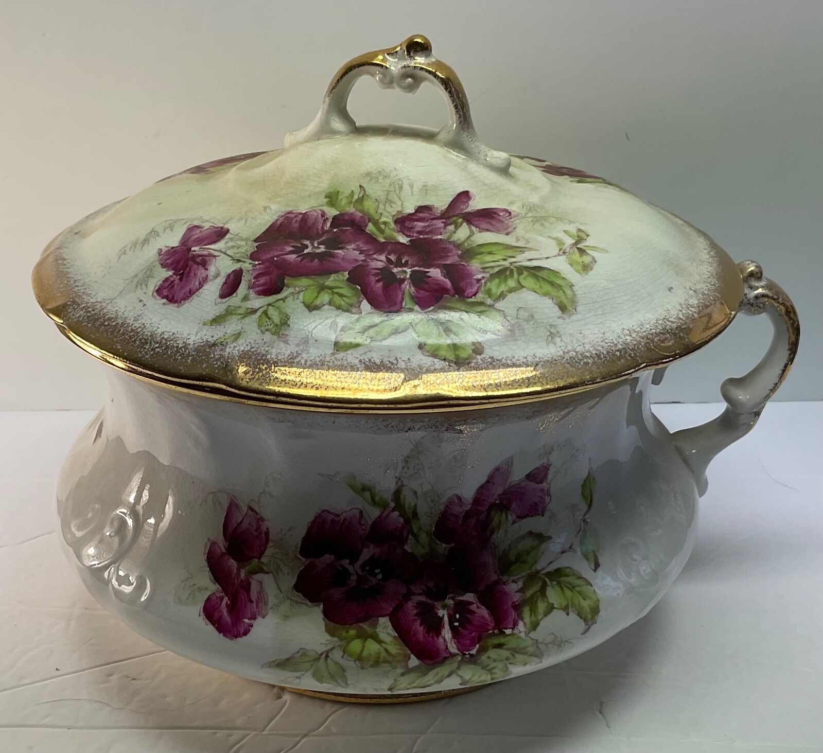 Homer Laughlin Chamber Pot AntiqueSignatureMark 1894-1905Pansies Homer Laughlin Chamber Pot AntiqueSignatureMark 1894-1905Pansies