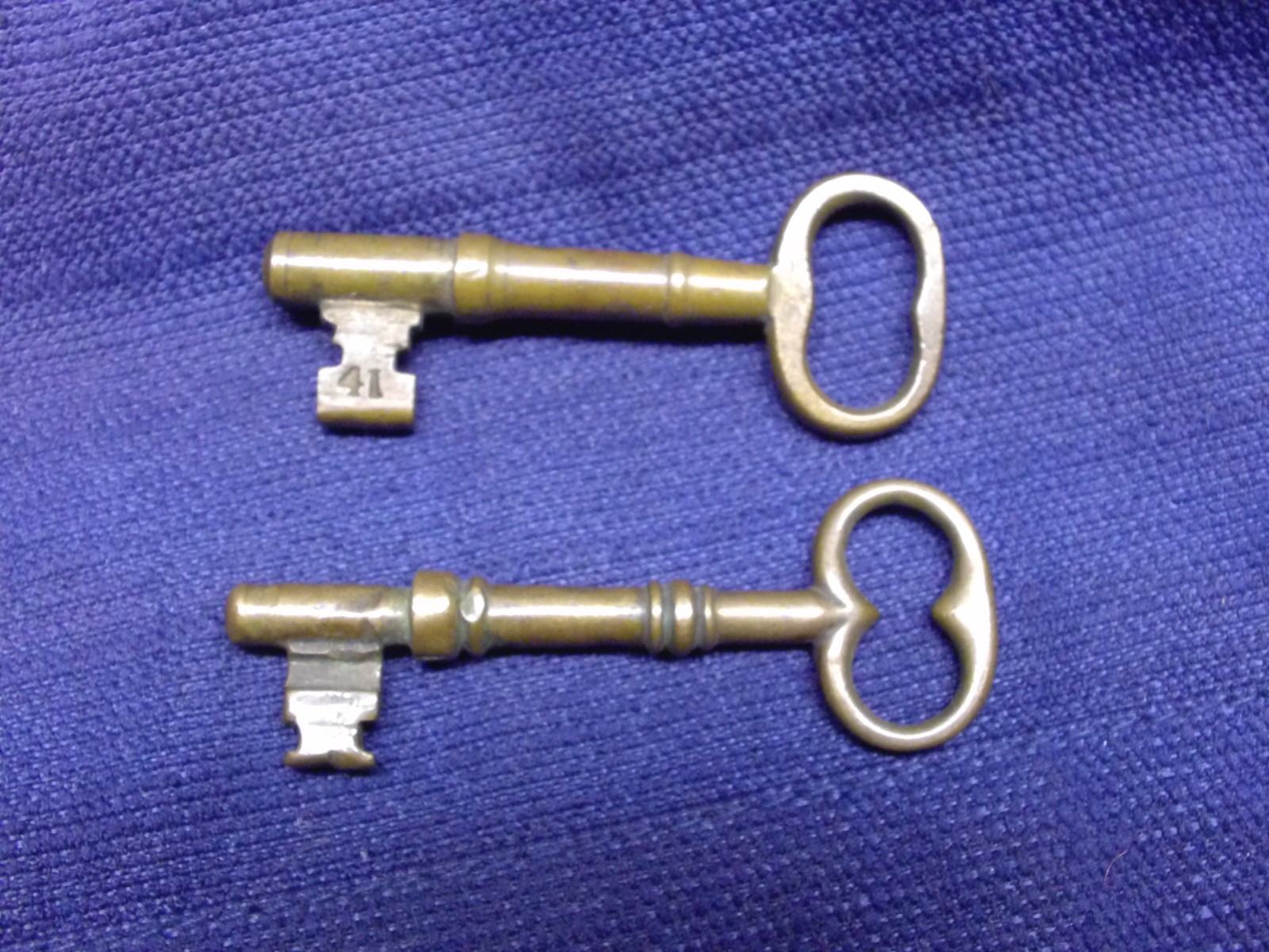 Lot of 2 Antique Vintage Brass Skeleton Keys