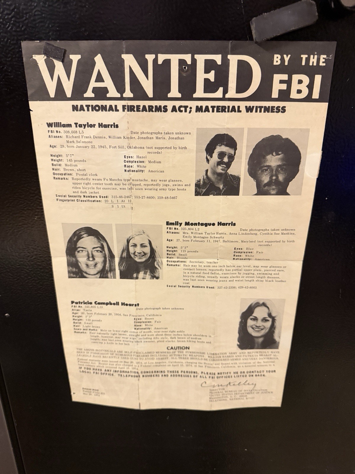 Original 1974 FBI Wanted Poster Flyer 475 Patrica Hearst Harris SLA Mailed GA Sh
