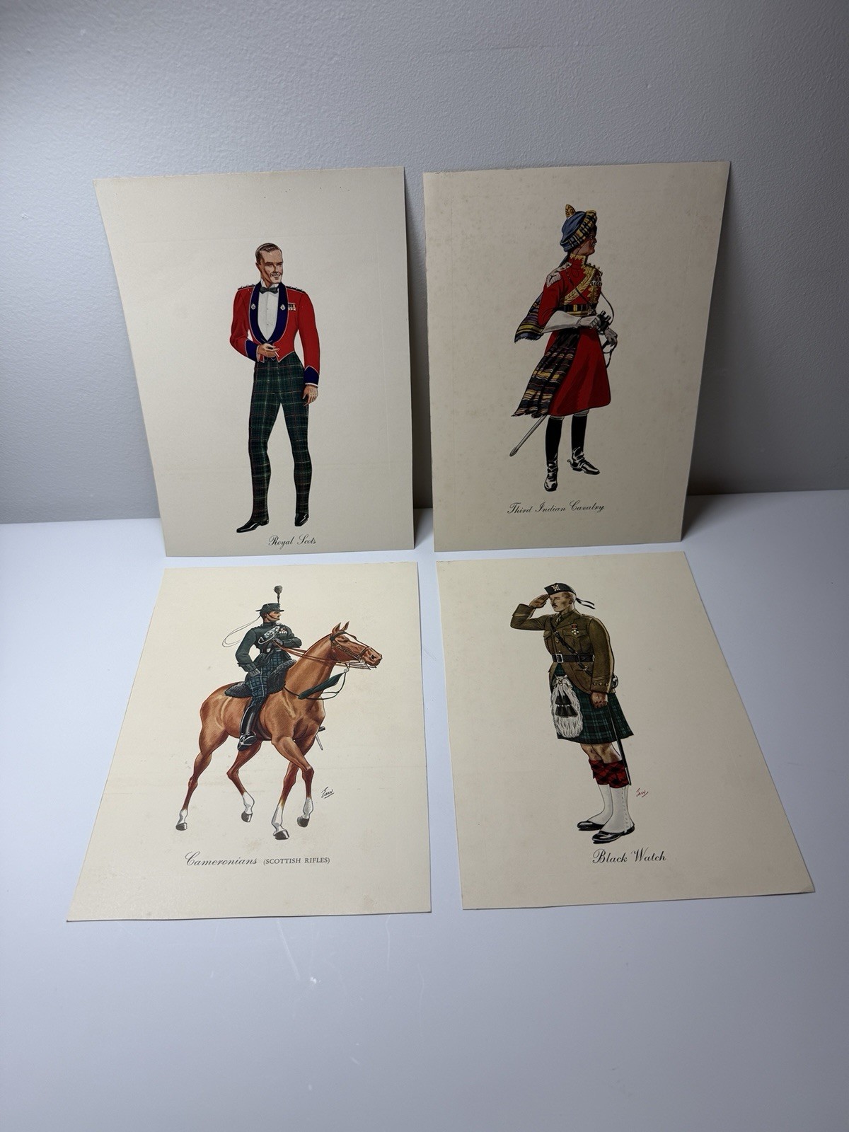 Dewar’s White Label Scottish Regimental Prints LAW Military Uniform Set of 4