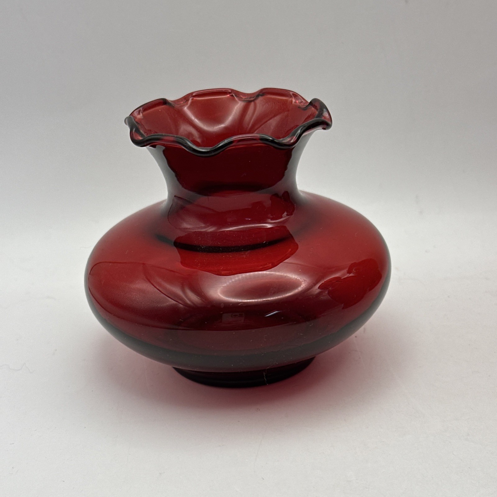 Anchor Hocking Vase Royal Ruby Red Glass Ruffled Edge Vintage Anchor Hocking Vase Royal Ruby Red Glass Ruffled Edge Vintage