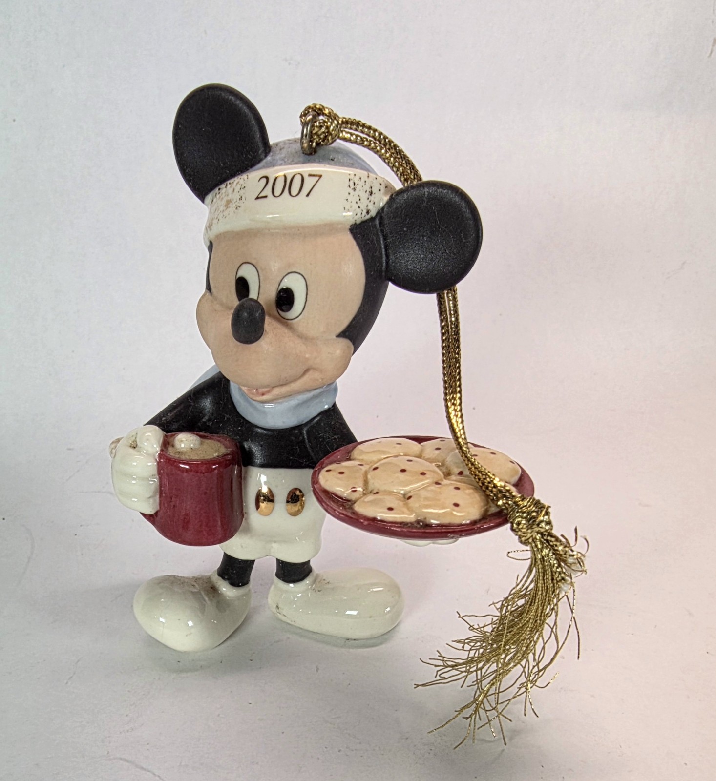 Lenox Disney 2007 Mickeys Christmas Treat Annual Ornament Lenox Disney 2007 Mickeys Christmas Treat Annual Ornament