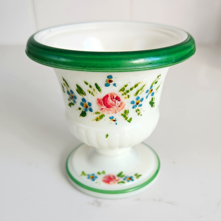 This item is a vintage 1930s Macbeth-Evans Cremax uranium glass toothpick holder