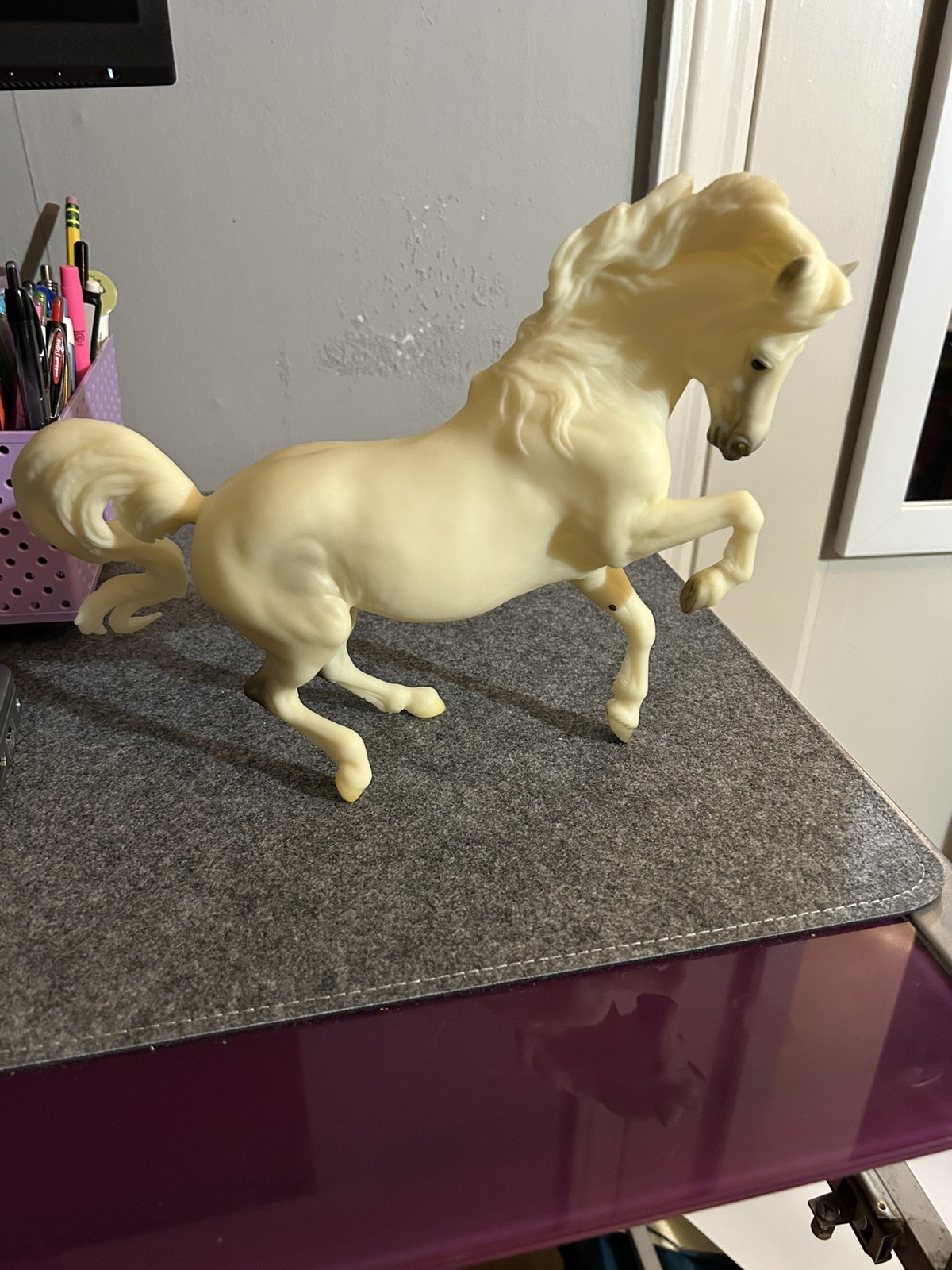 Breyer horse Banks Vanilla