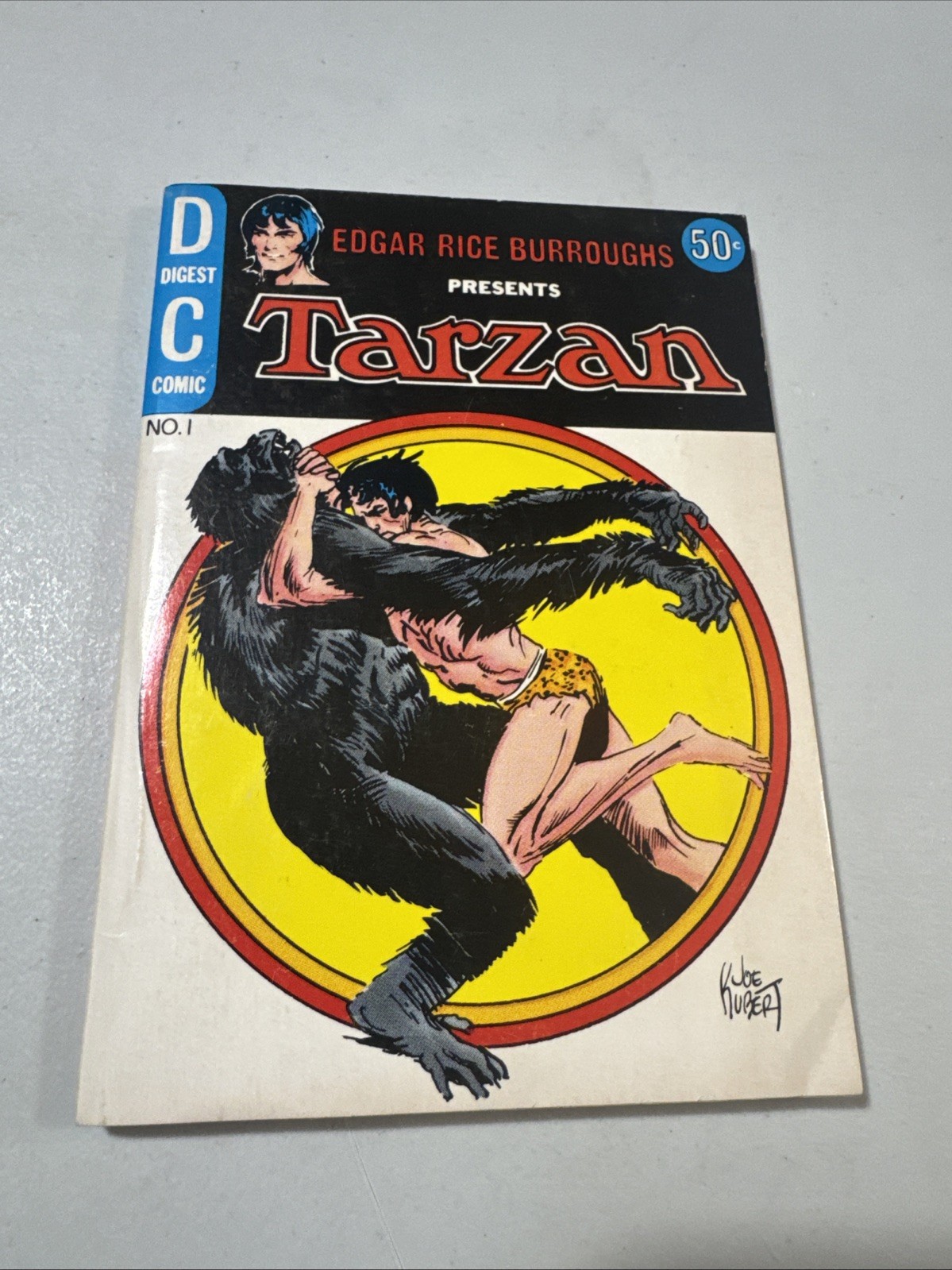 Tarzan Vol 1 No. 1 DC COMIC Digest Comic Edgar Rice Burroughs - 1972 Tarzan Vol 1 No. 1 DC COMIC Digest Comic Edgar Rice Burroughs - 1972