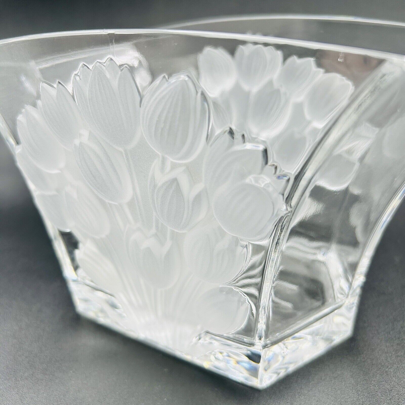 Crystal Vase Heavy Lead Crystal Clear With Frosted Raised Tulips And Starburst