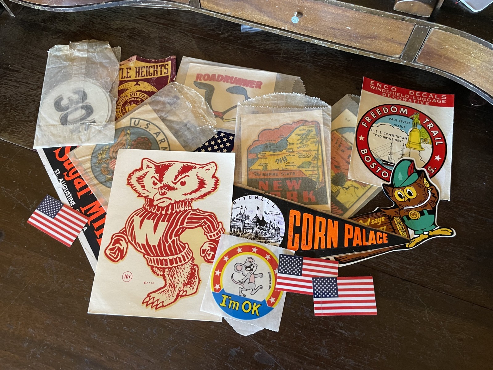 Vintage 1940s-1980s Sticker and Decal Lot of Places across America - Souvenirs Vintage 1940s-1980s Sticker and Decal Lot of Places across America - Souvenirs
