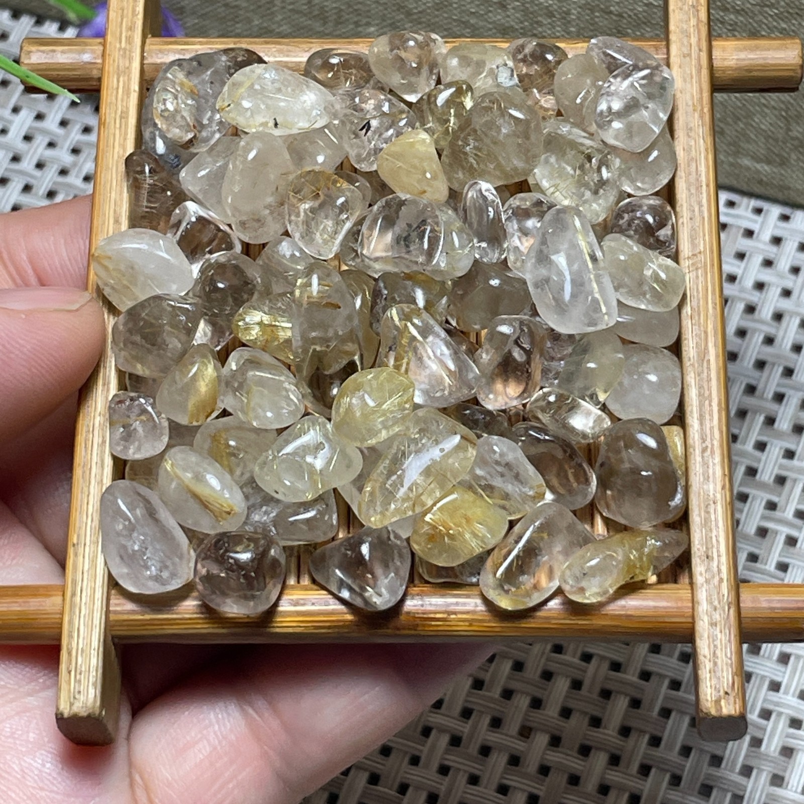 50g Rare Yellow hair stone fish tank decorations c796