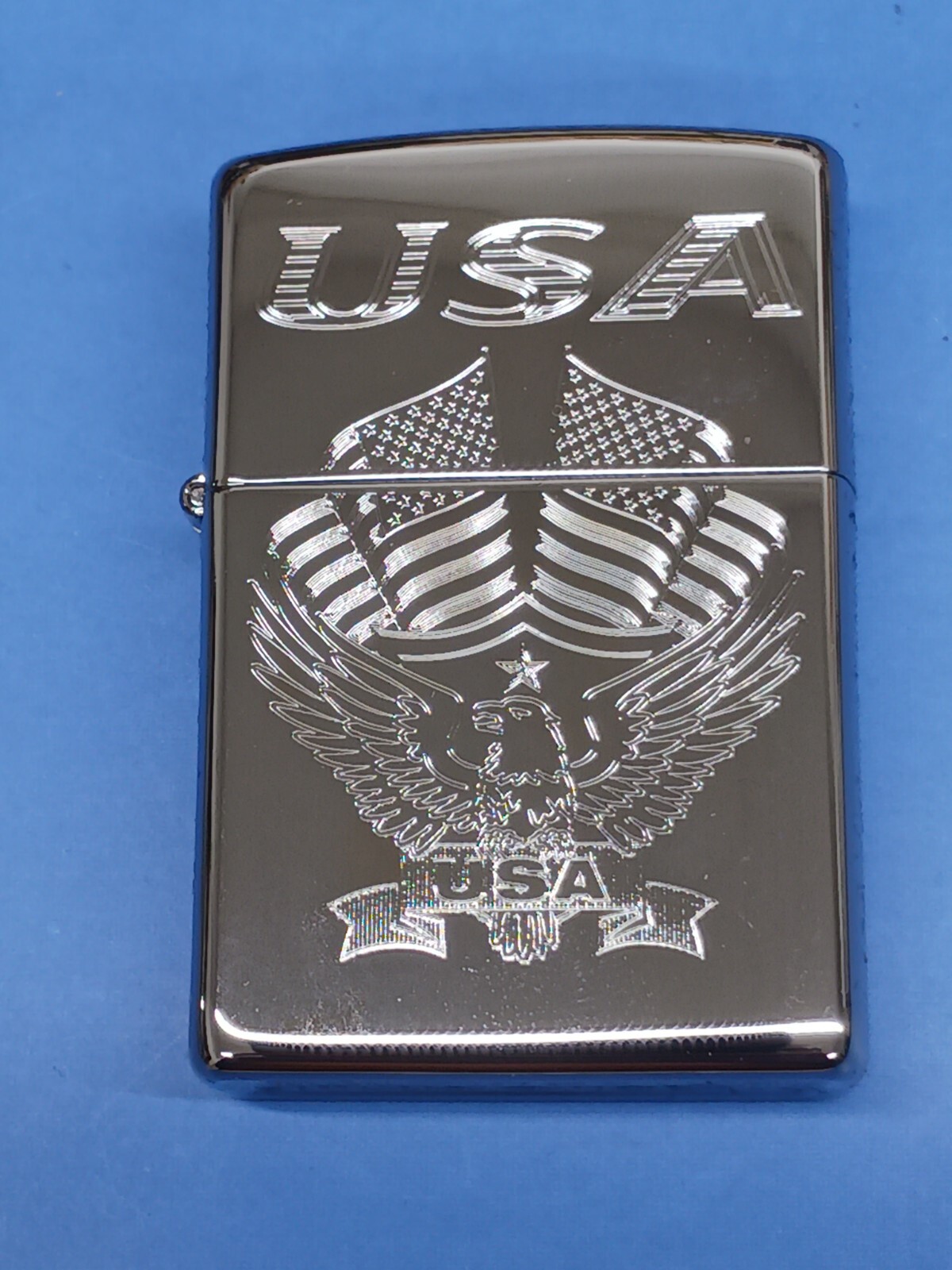 Zippo 250 Eagle Flag USA High Polish Chrome 250-03199 Zippo 250 Eagle Flag USA High Polish Chrome 250-03199