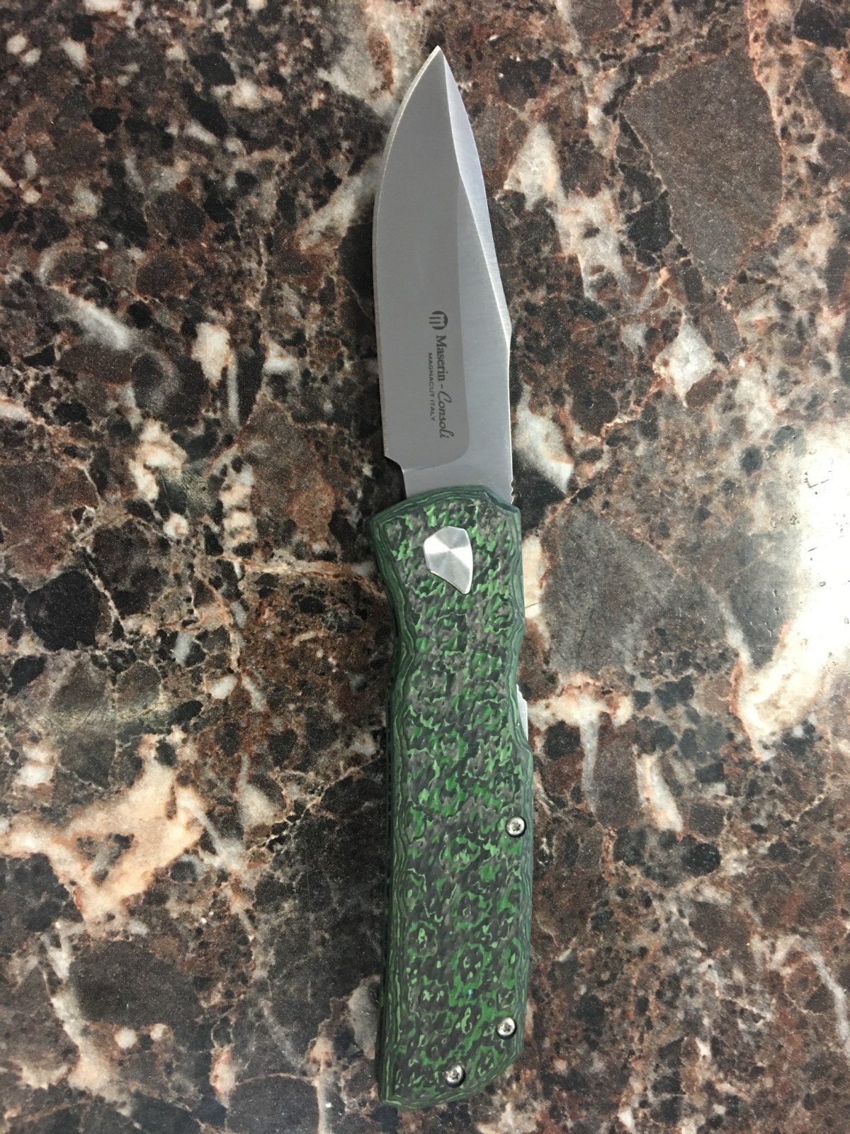 Maserin 502 Power W-Lock Jungle Wear Carbon Fiber Folding N690 Knife 502VM