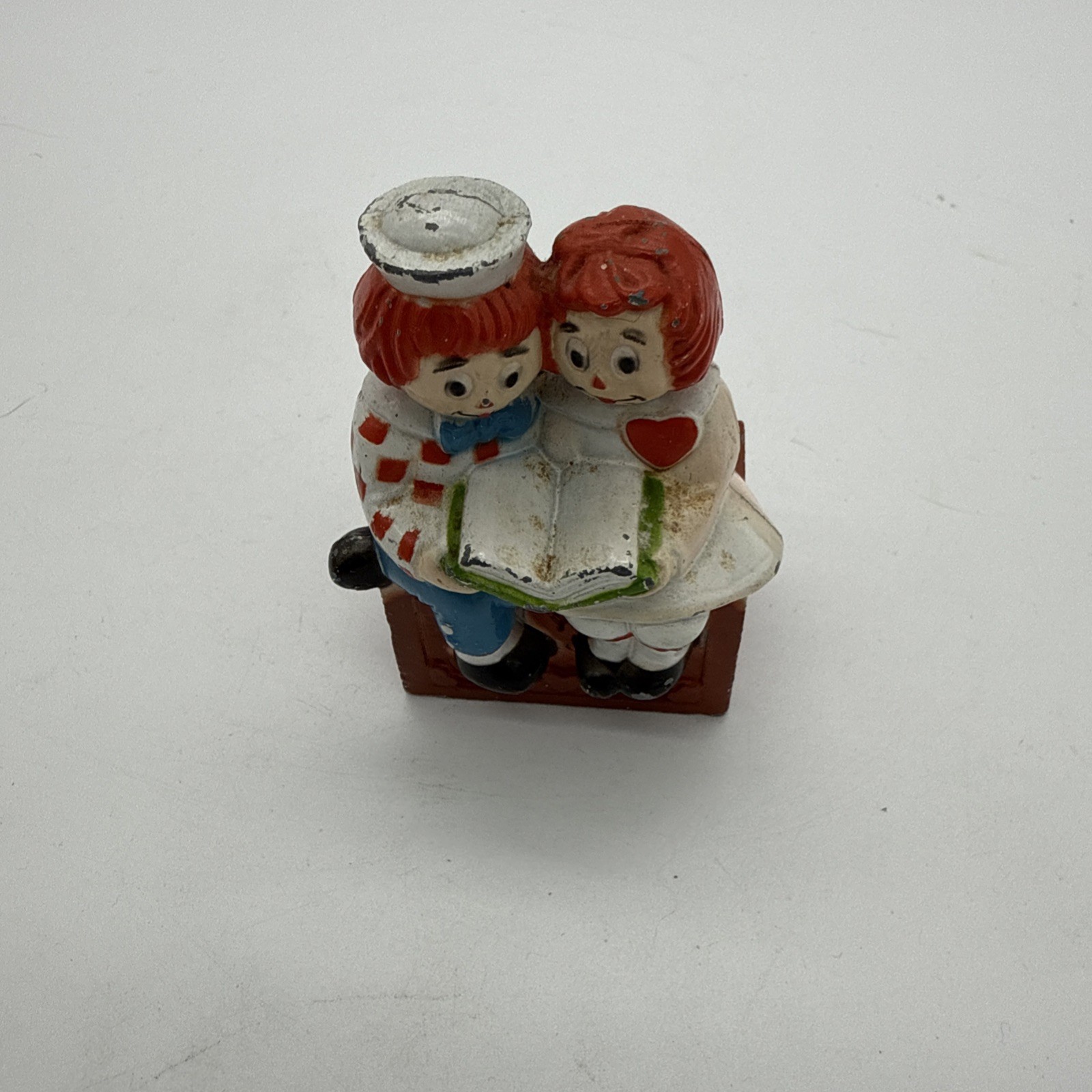 RAGGEDY ANN & ANDY ~  1977 BOBBS MERRILL FIGURE Reading a Book on TOYBOX