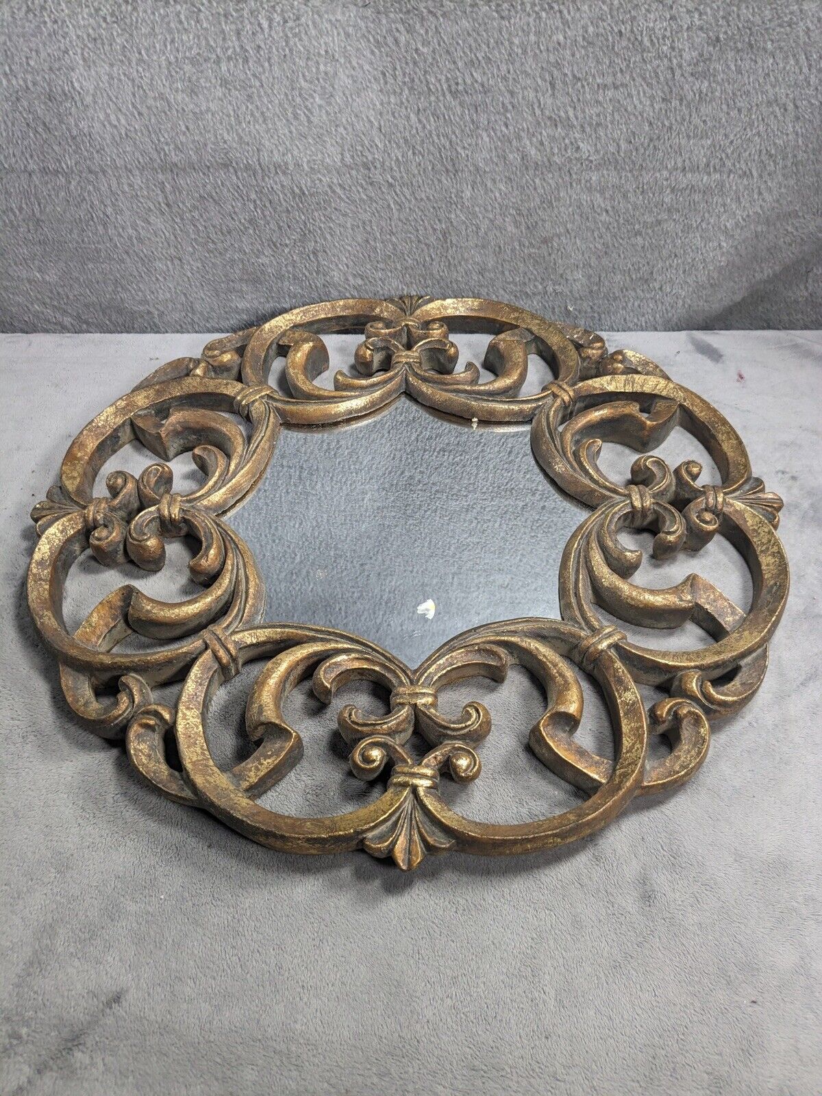 Mirror Round Swirl Design Ornate 19” Hangs