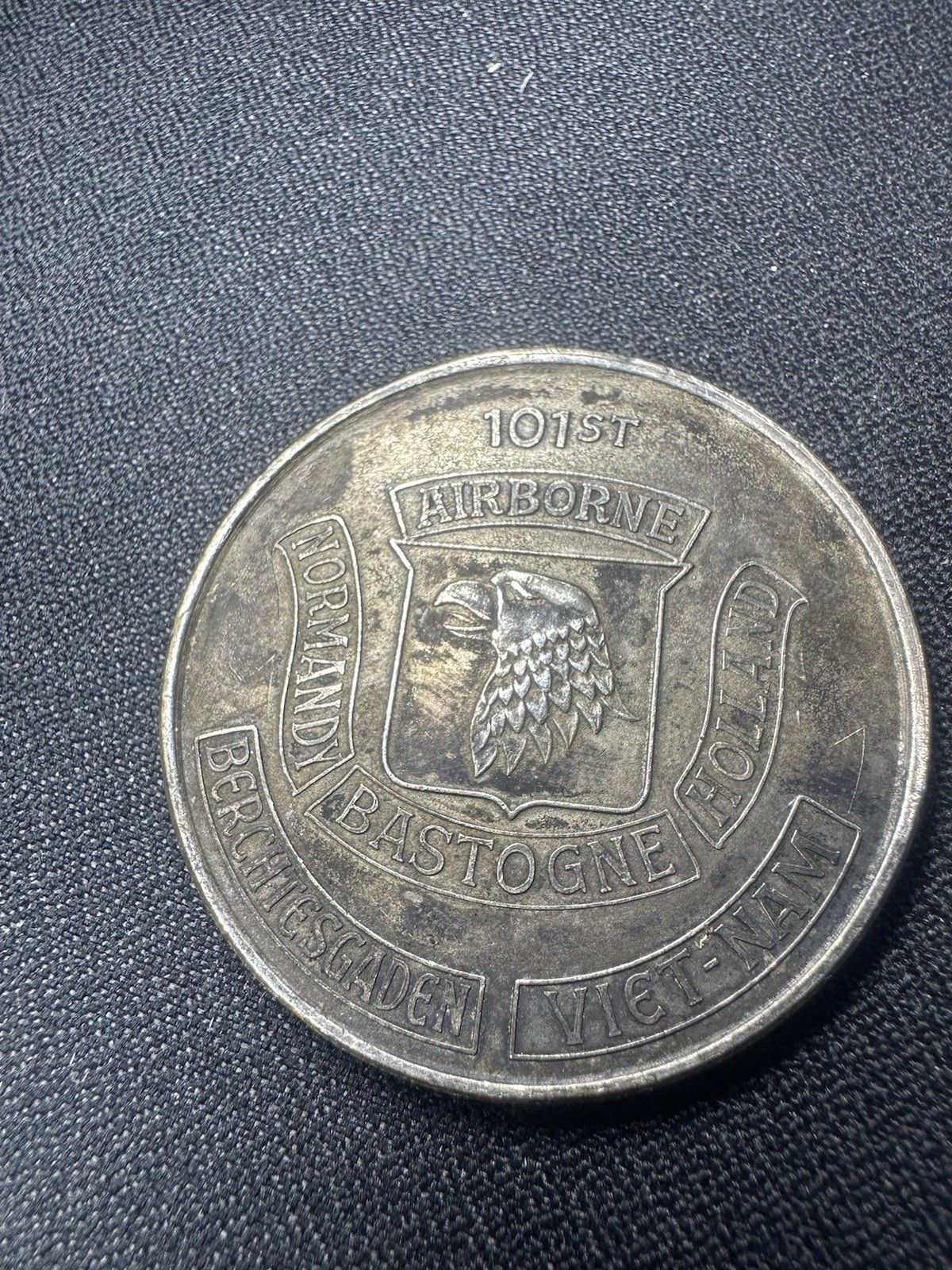 VINTAGE 101st Airborne - Rendezvous with Destiny Challenge Coin Vietnam COLLINS