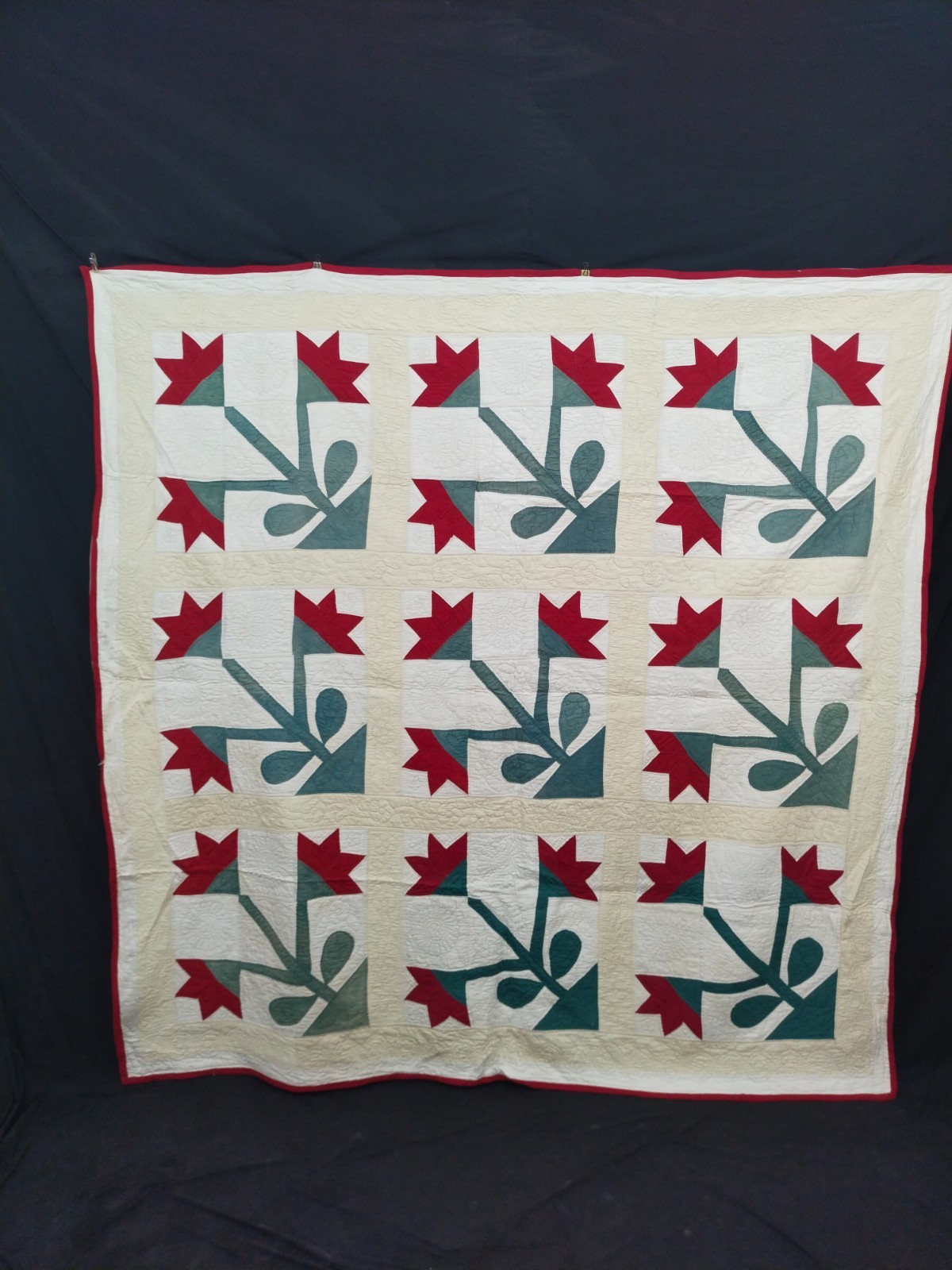 Antique Hand Applique Quilt 1940s Red Green Floral Patchwork Bedding Quilted