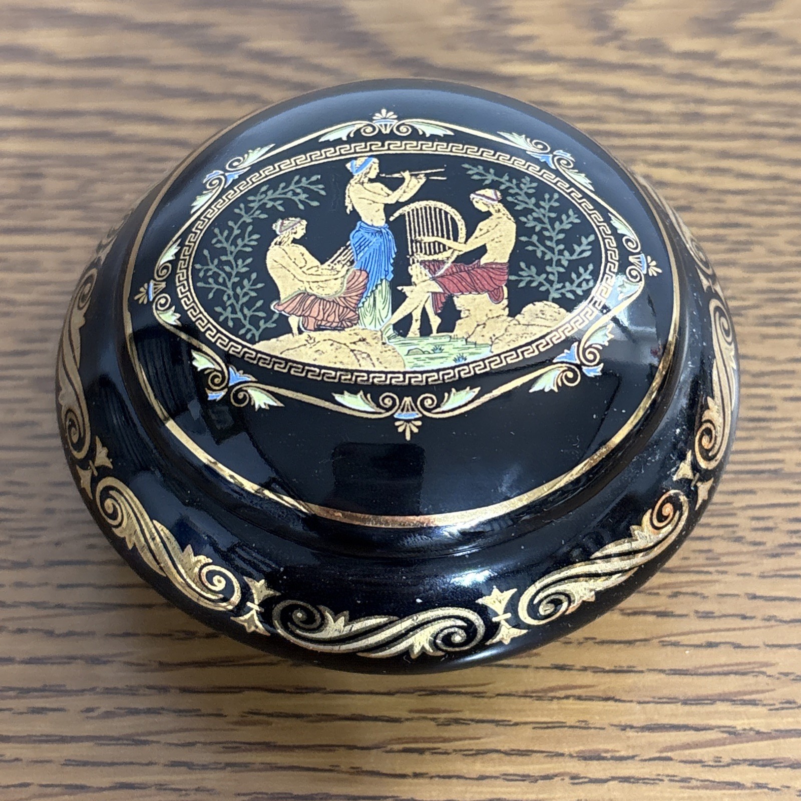 Vtg Adis Greek Pottery Trinket Box Pill Holder 24c. Gold 3 Muses Playing Music Vtg Adis Greek Pottery Trinket Box Pill Holder 24c. Gold 3 Muses Playing Music