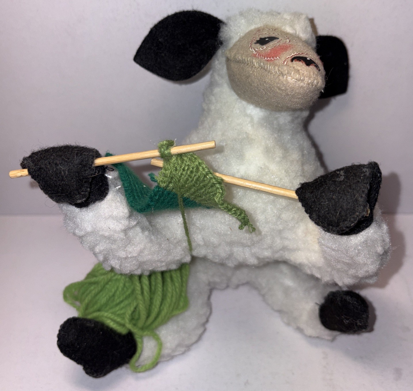 2008  Annalee Sheep Doll Knitting a Scarf 6.5”