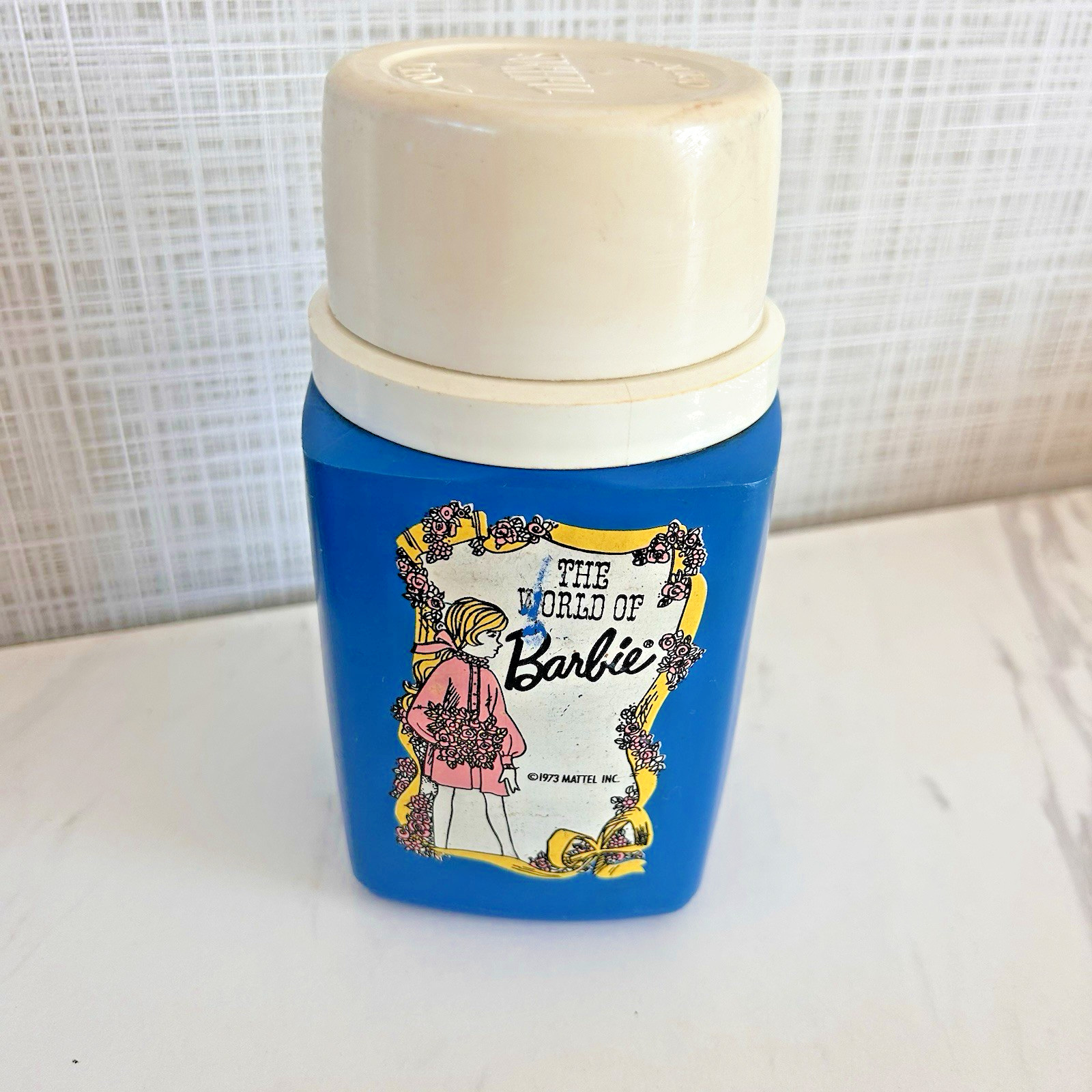 Vintage Barbie Thermos 1973 The World of Barbie Blue Plastic Mattel Inc BxRR Vintage Barbie Thermos 1973 The World of Barbie Blue Plastic Mattel Inc BxRR