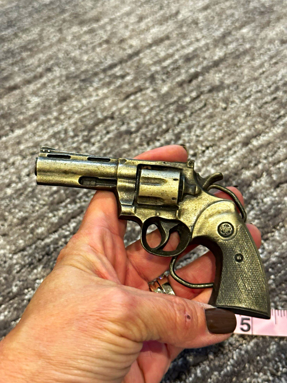 Vintage Bergamot Brass Works Revolver Pistol Gun Belt Buckle USA 70s Collectible Vintage Bergamot Brass Works Revolver Pistol Gun Belt Buckle USA 70s Collectible