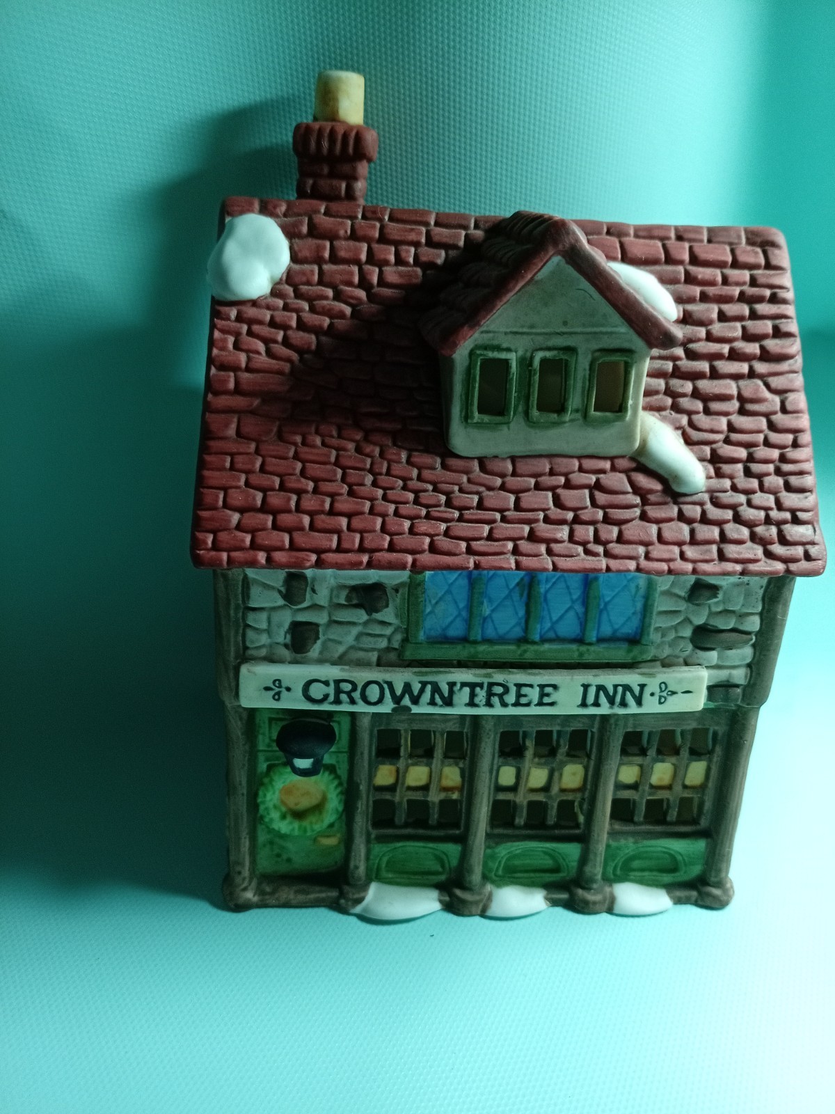 Vtg Crowntree Inn Charles Dickens DEPT 56 Retired Ceramic Christmas Village 1984