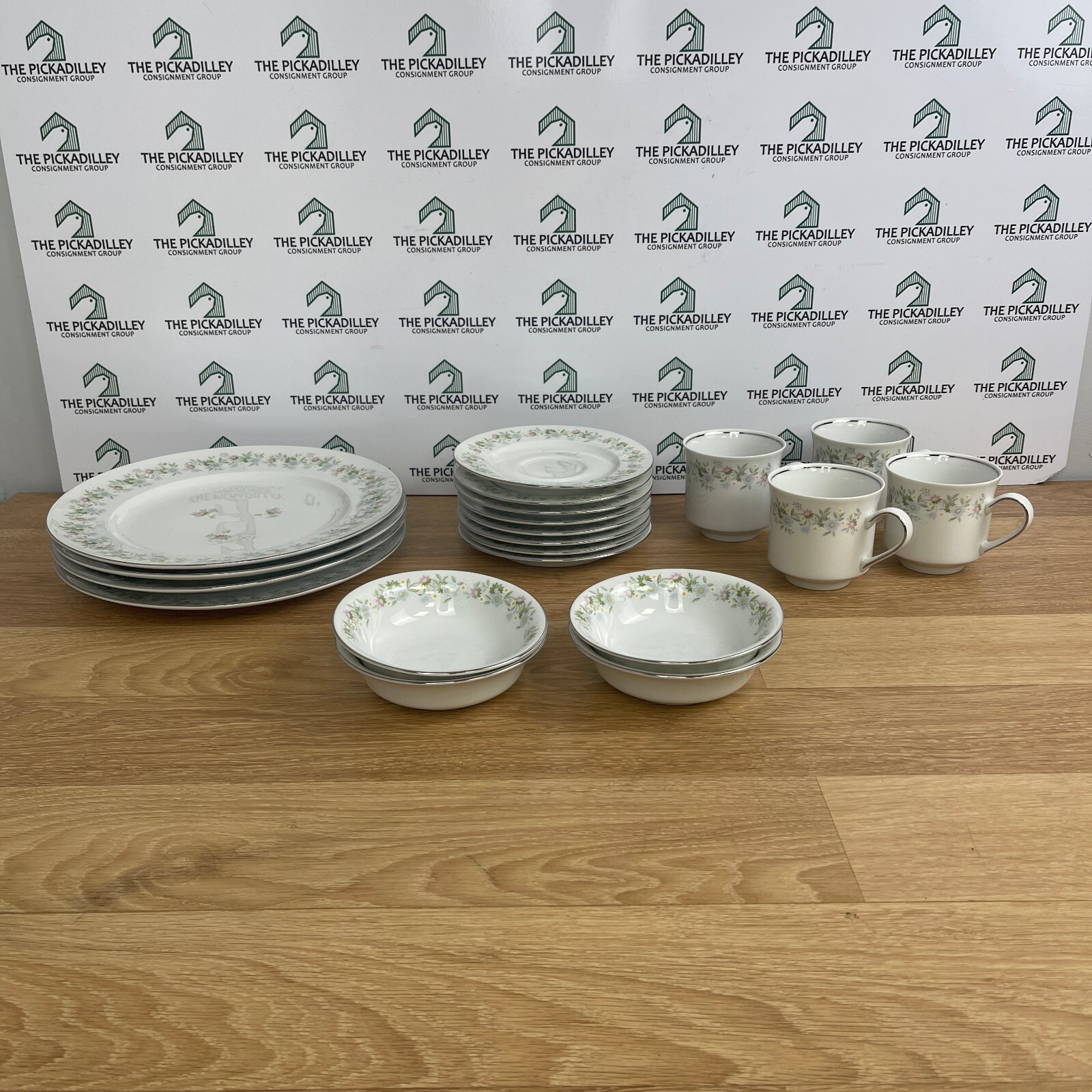 Johann Haviland Bavaria German Fine China Floral 20 Piece Set