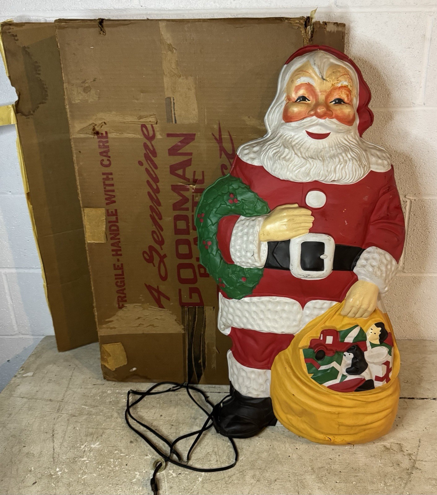 RARE VINTAGE 1950’s LA GOODMAN 30” SANTA LIGHT UP DISPLAY PLASTIC WITH BOX