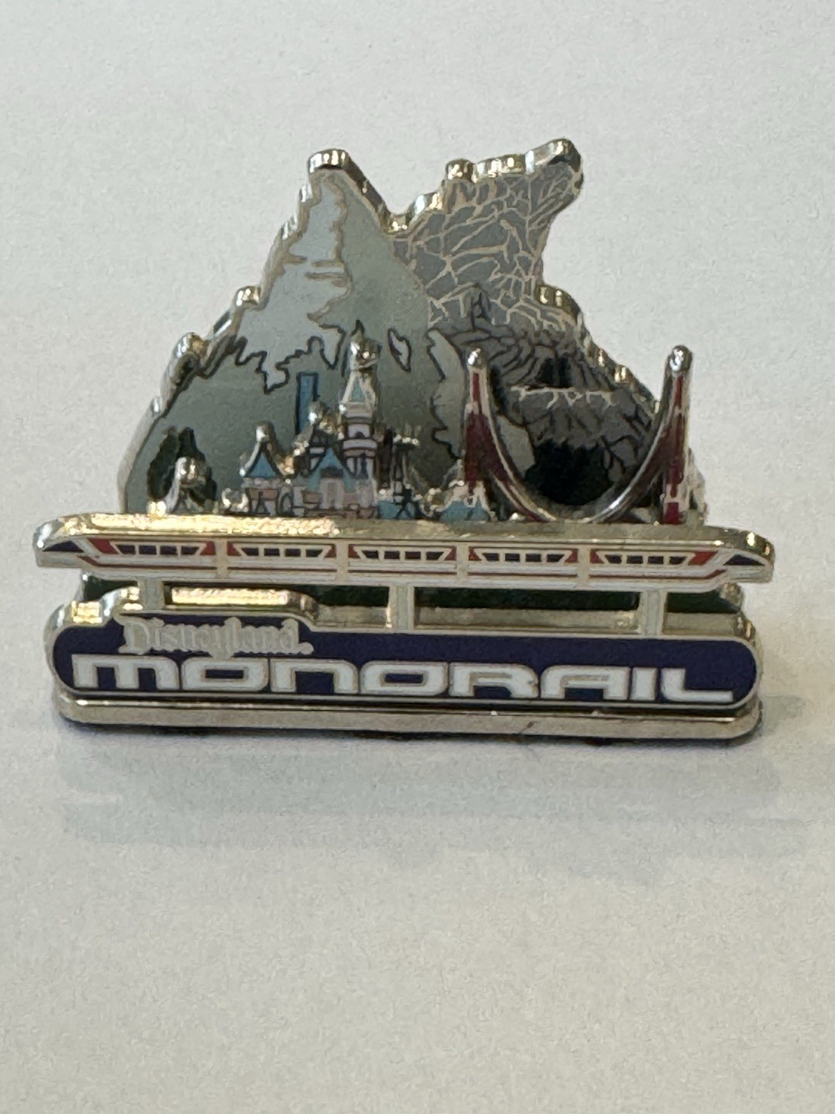 DLR Mickey’s Pin Odyssey 2008 Disneyland Monorail Diorama Disney Pin pp 62534