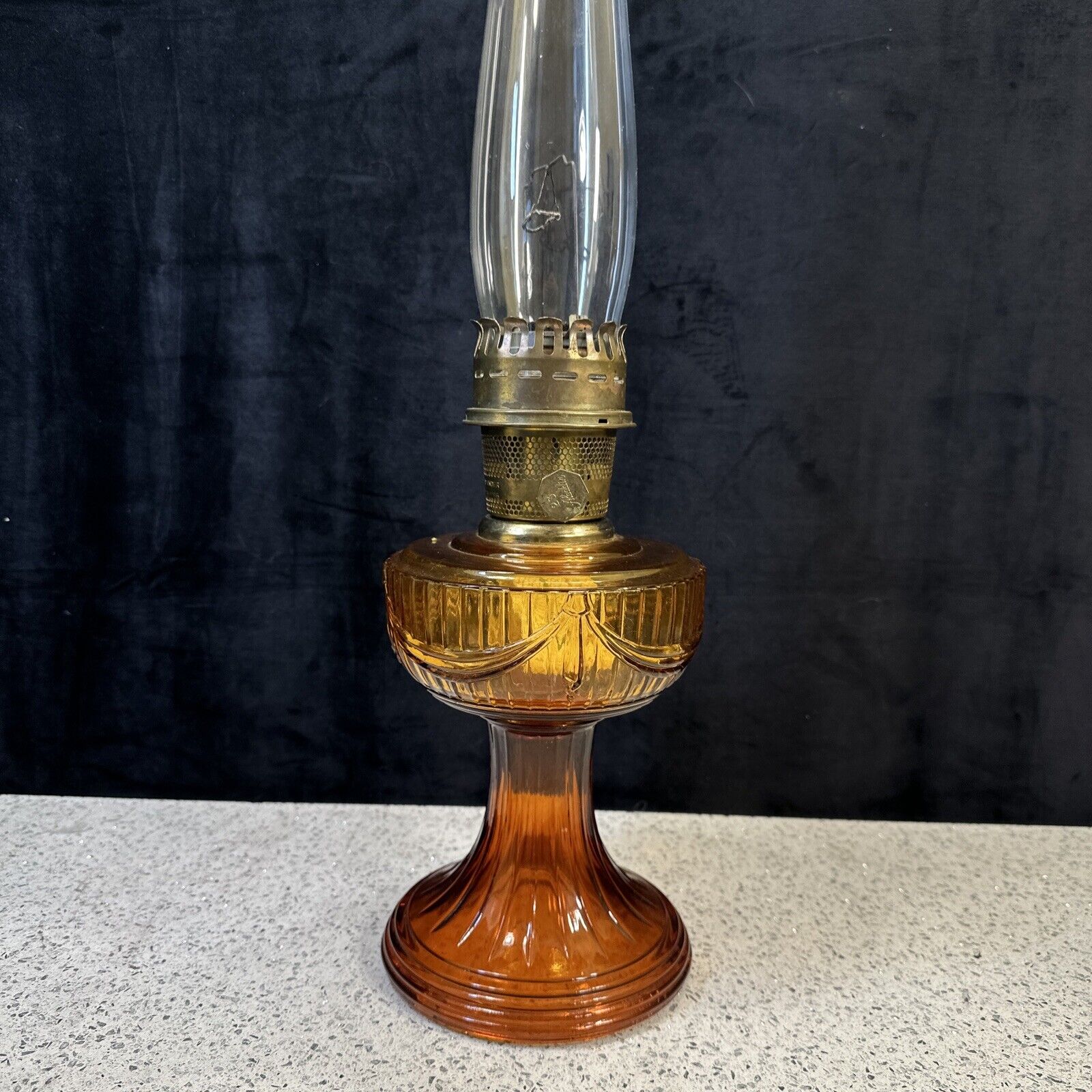Vintage Aladdin #23 Amber Glass Short Lincoln Drape Oil Lamp & Burner Shade 24”