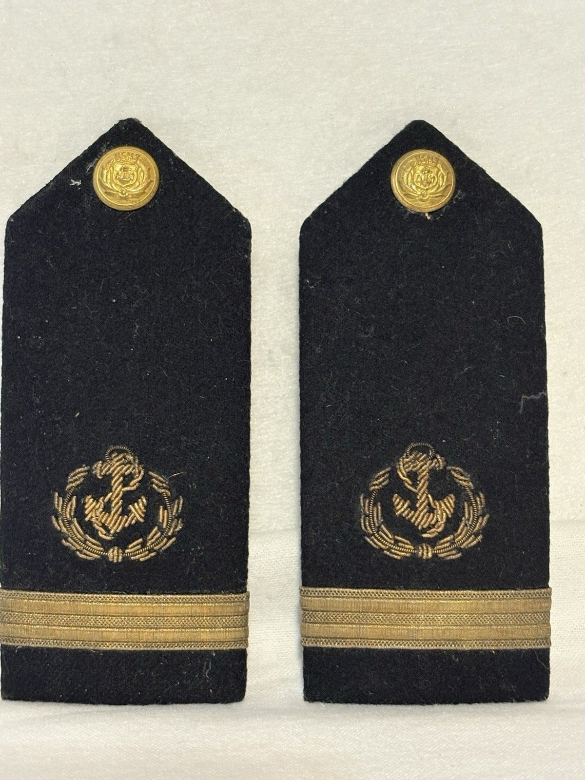WWII USMS US Maritime Service Lieutenant Shoulder Boards Vanguard Matched Pair WWII USMS US Maritime Service Lieutenant Shoulder Boards Vanguard Matched Pair
