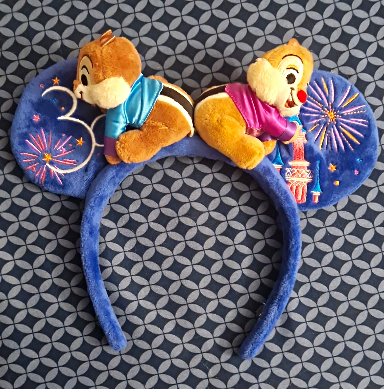 Disneyland Paris 30th Anniversary Exclusive 2022 Chip & Dale Ears