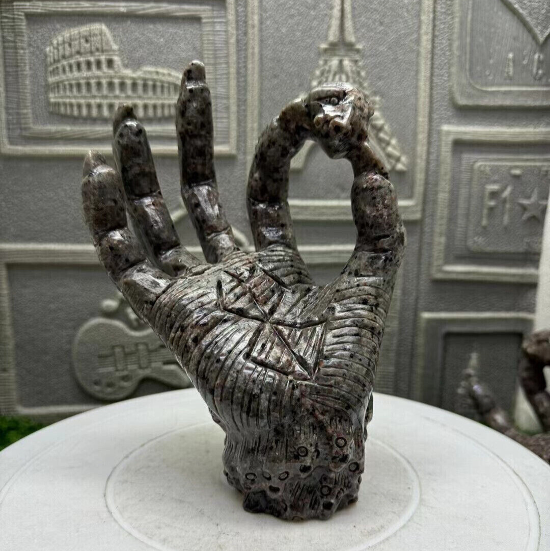 1pc Natural Yooperlite Quartz Carved Devil's hand Skull Crystal Energy Reiki Gem