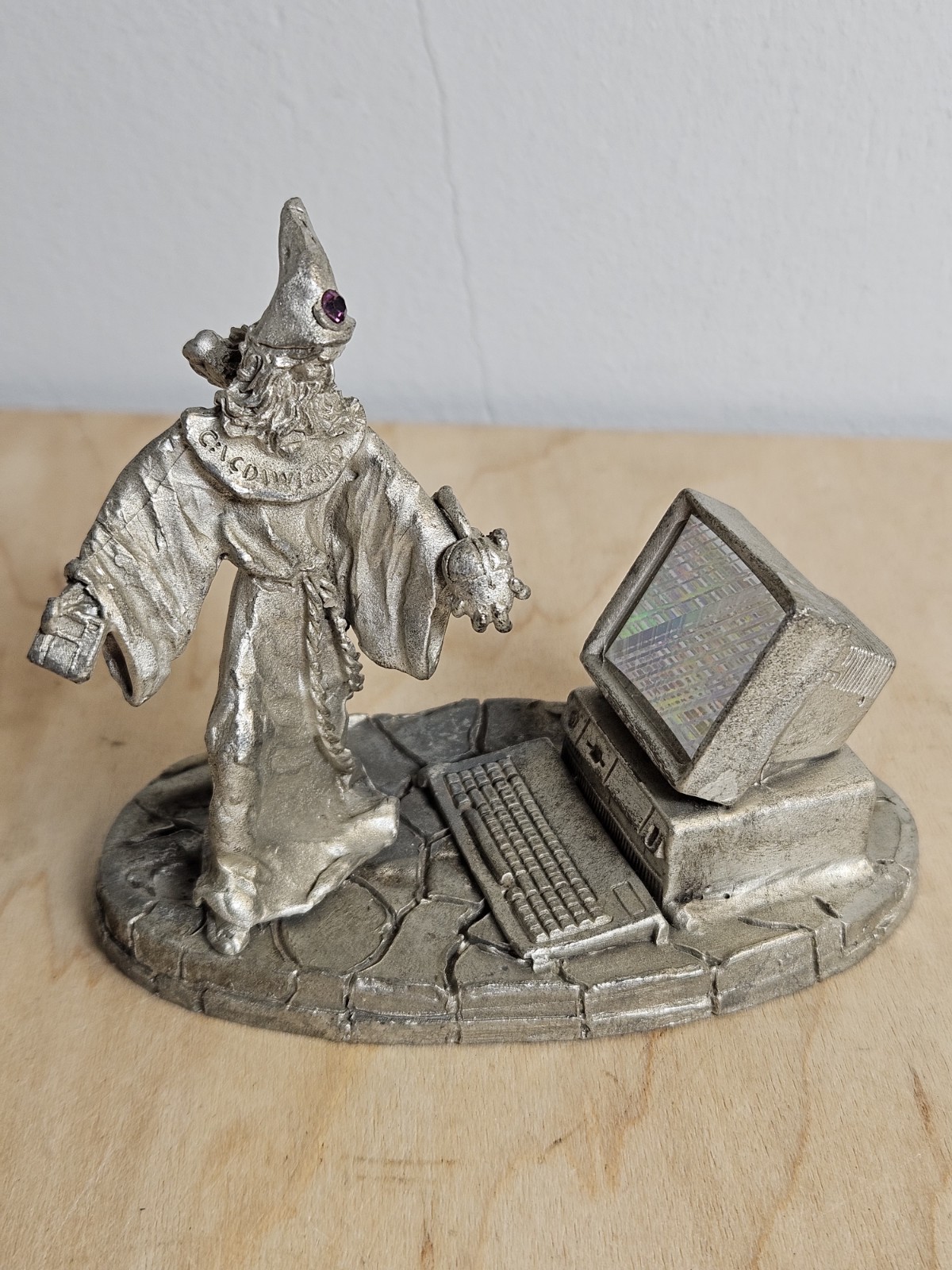 Vintage Greg Neeley Comstock Pewter Computer Wizard Signed Figurine Fantasy HTF Vintage Greg Neeley Comstock Pewter Computer Wizard Signed Figurine Fantasy HTF