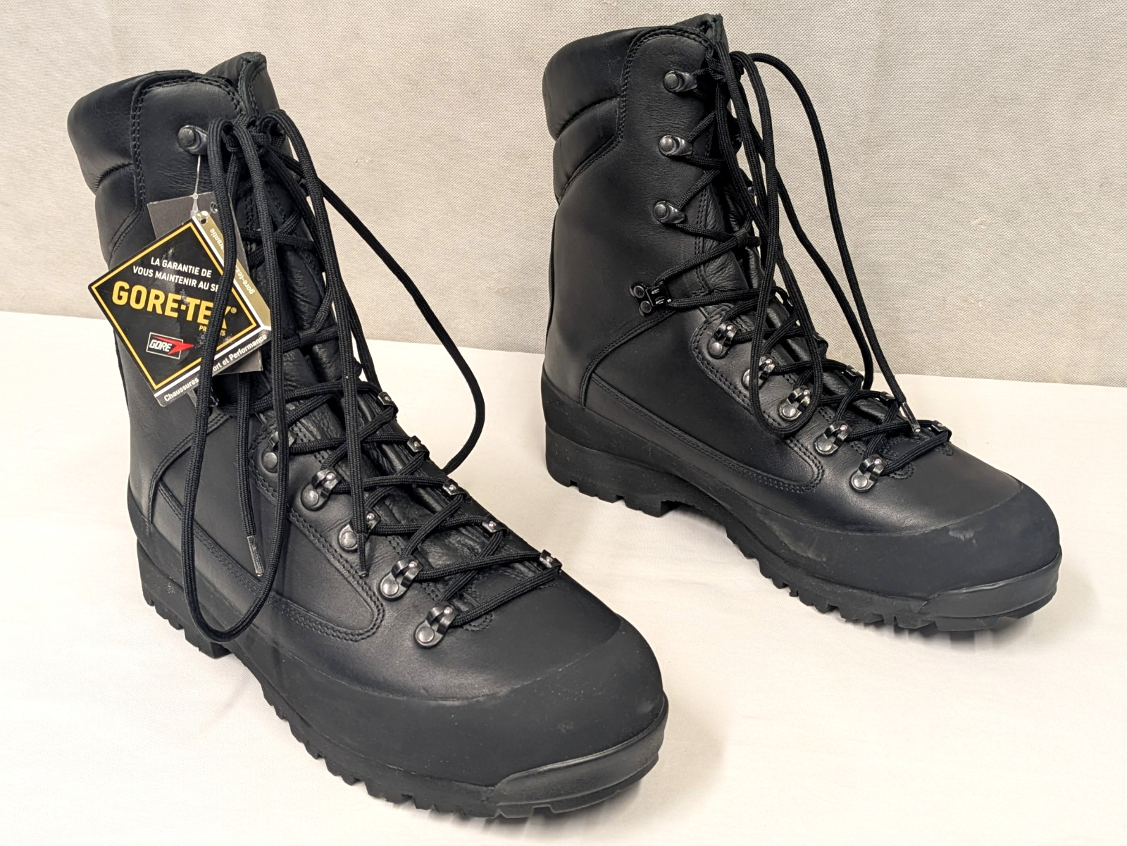 Karrimor SF Cold Wet Weather Black Leather Combat Boots UK 13W - British Army