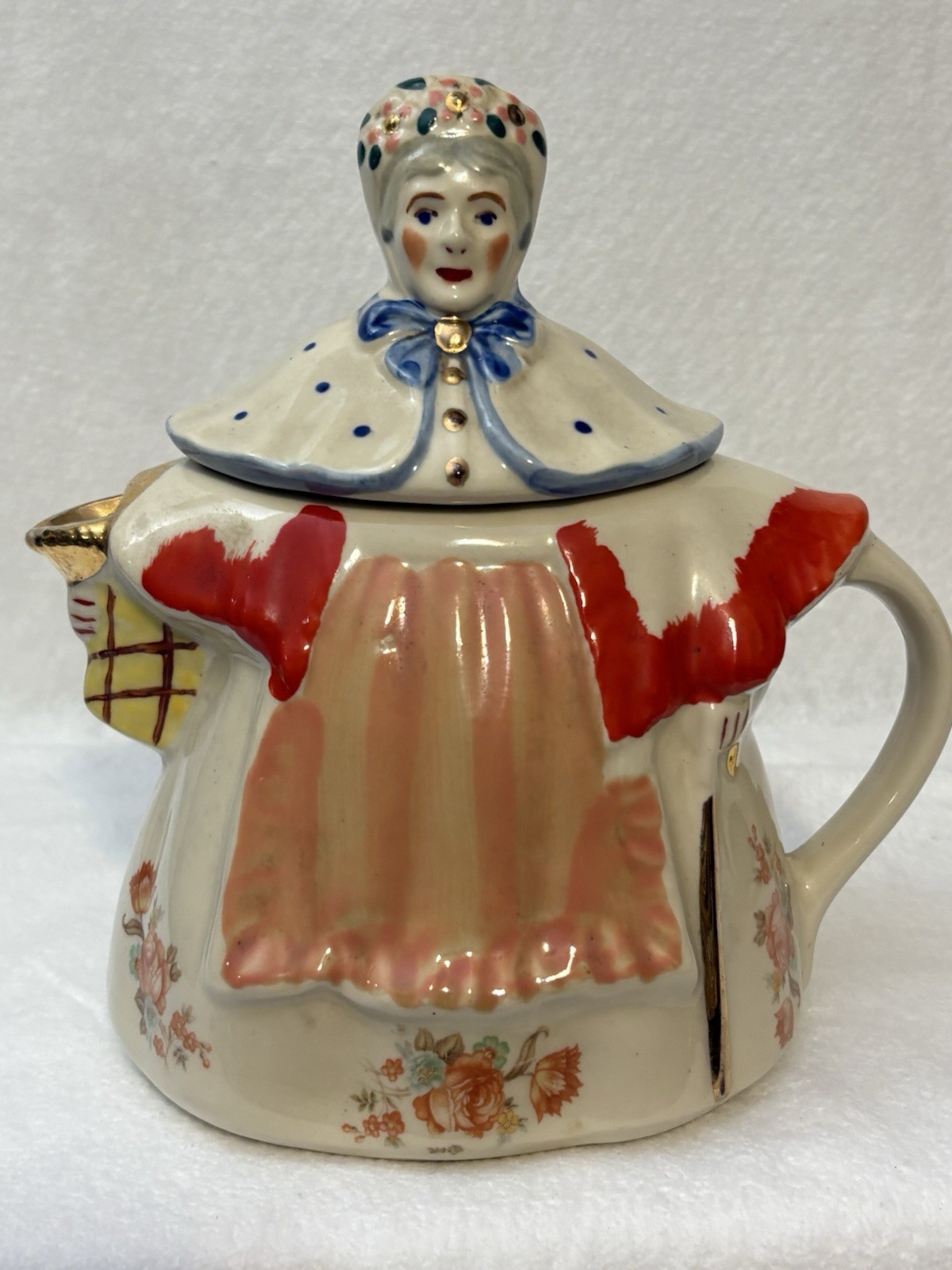 Vtg 1940s Shawnee Pottery Granny Ann Teapot Figural USA Gold Trim Peach Apron