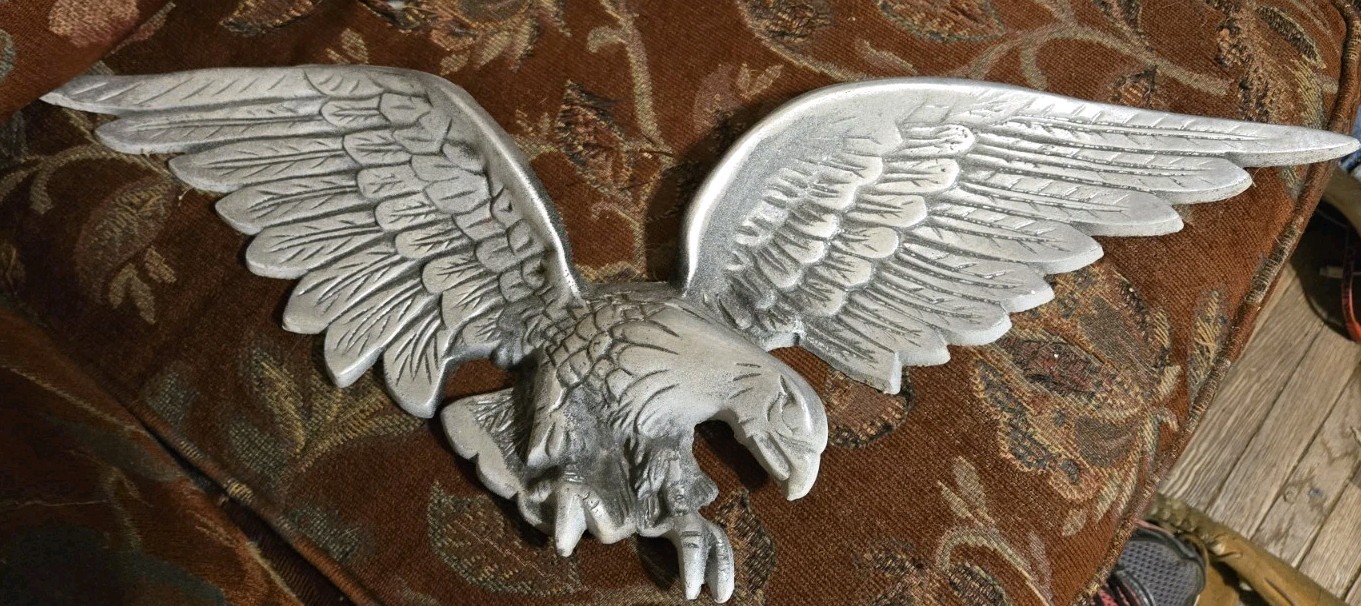 Vtg Cast Aluminum Eagle 26\