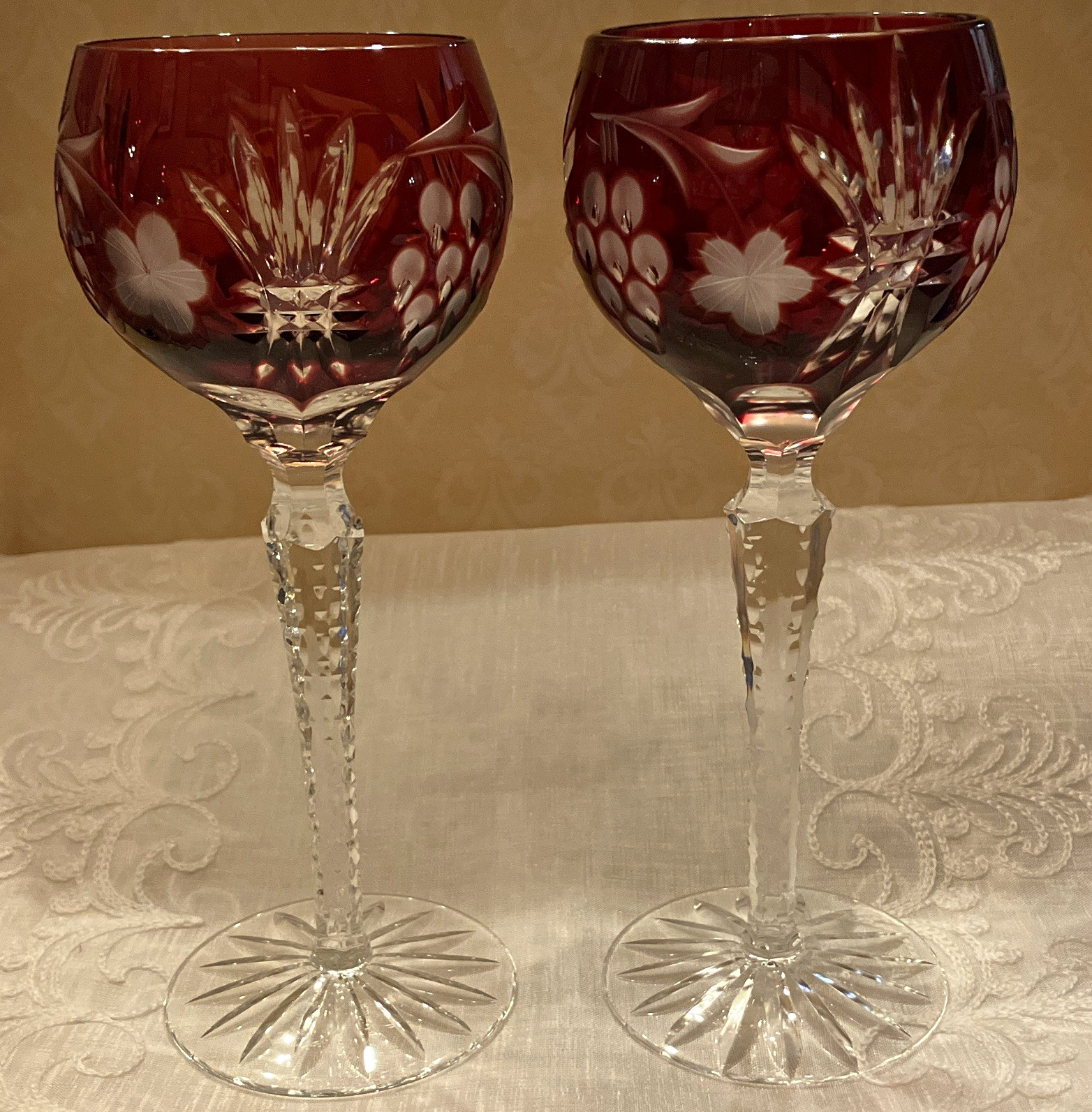 Set of 2 Red/Clear Cut Glass Stemmed Wine Glasses Etched Grapes Pattern Set of 2 Red/Clear Cut Glass Stemmed Wine Glasses Etched Grapes Pattern
