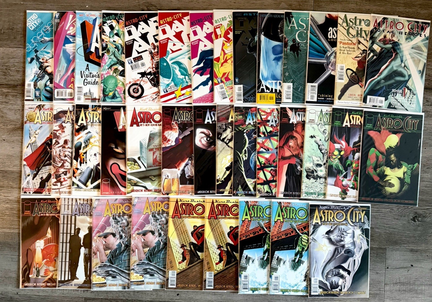 Astro City Lot of 37 Single Issues (Kurt Busiek / Alex Ross) VG+ / NM SEE PHOTOS