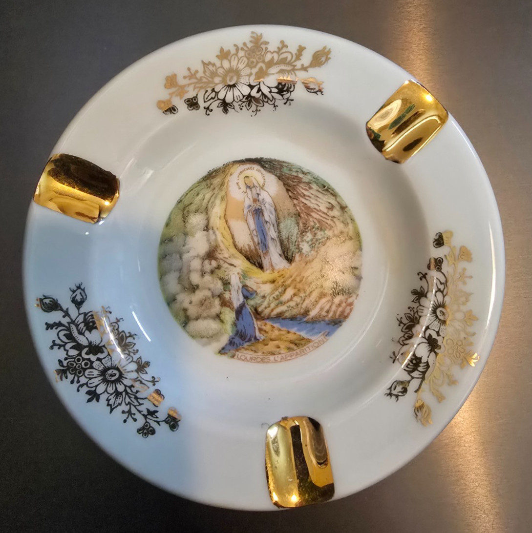 Vintage Jammet Seignolles Limoges France Lourdes Ashtray Virgin Mary Gold