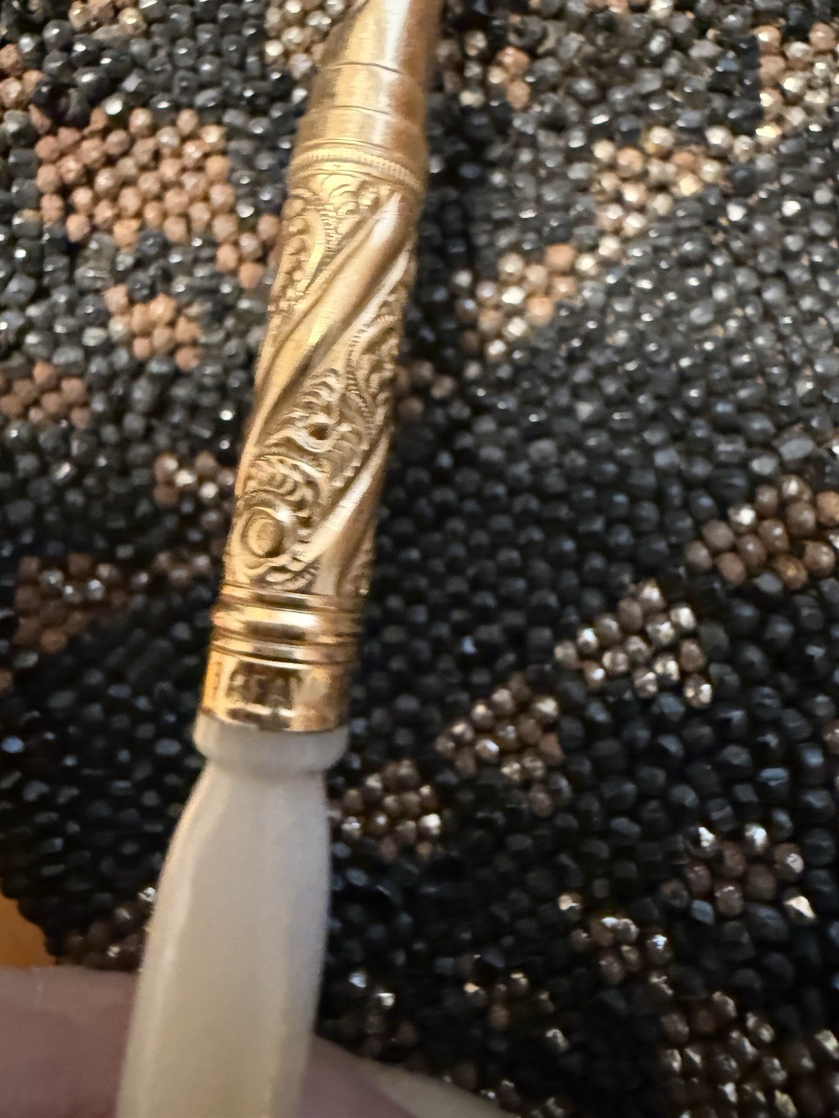 Antique Victorian No 3 Seamless B.G.  Mother of Pearl Dip Pen Writing Quill 6.5