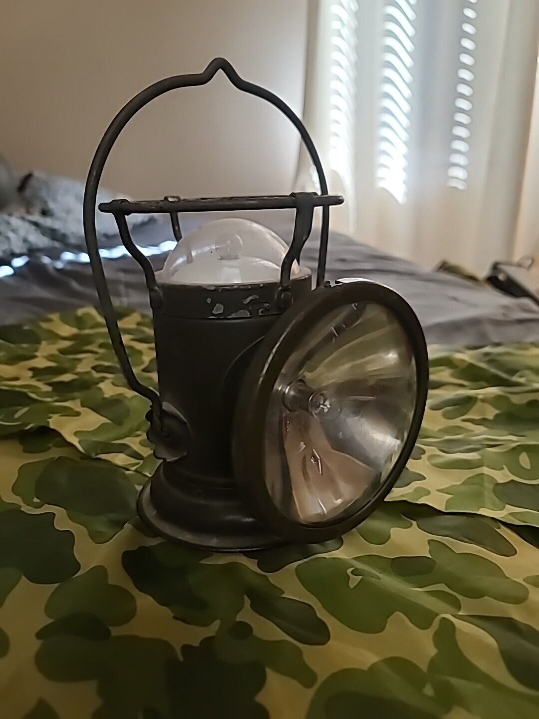 RARE Original WWII US Army Delta Powerlite Electric Lantern 1944 Normandy Exc