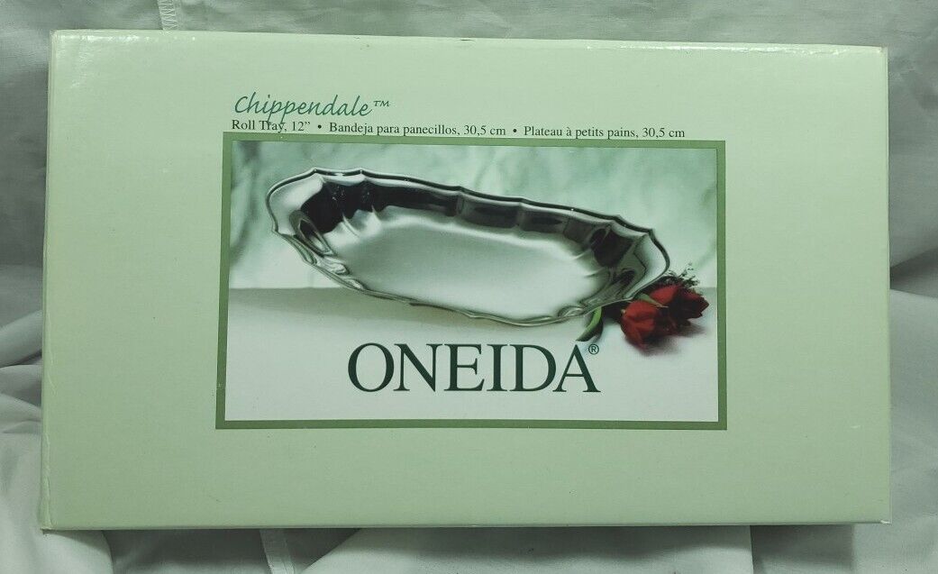 Vintage Oneida Chippendale Bread Tray Roll Tray 12\