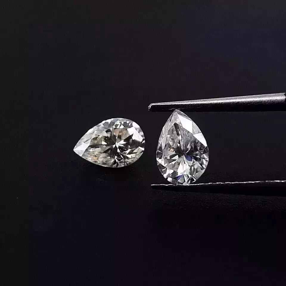 2 Ct Certified Natural Pear Cut White Diamond D Grade VVS1 +1 Free Gift
