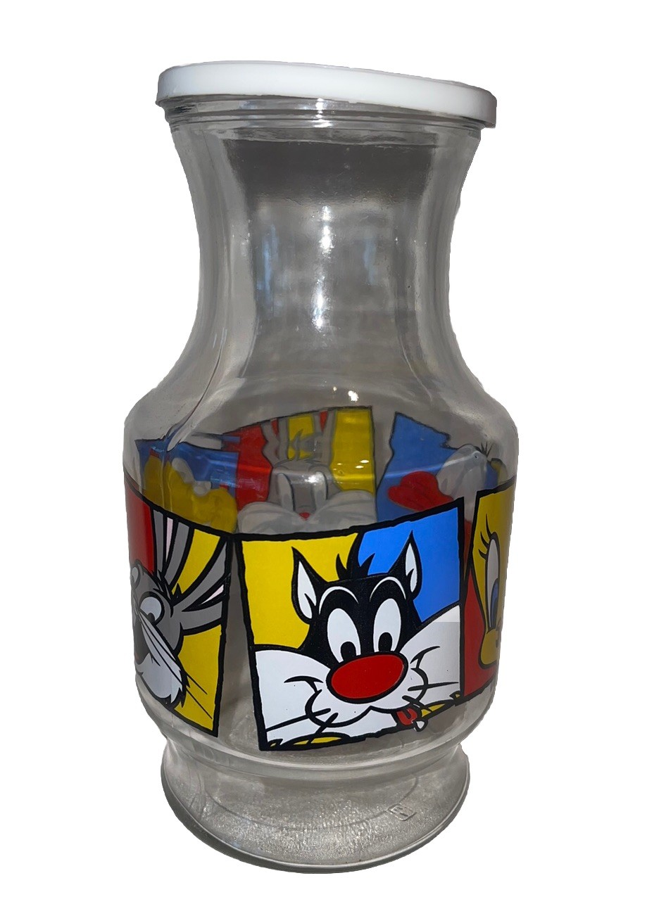Fun Vintage 1994 Warner Bros. glass decanter carafe Bugs Bunny, Daffy Duck W Lid