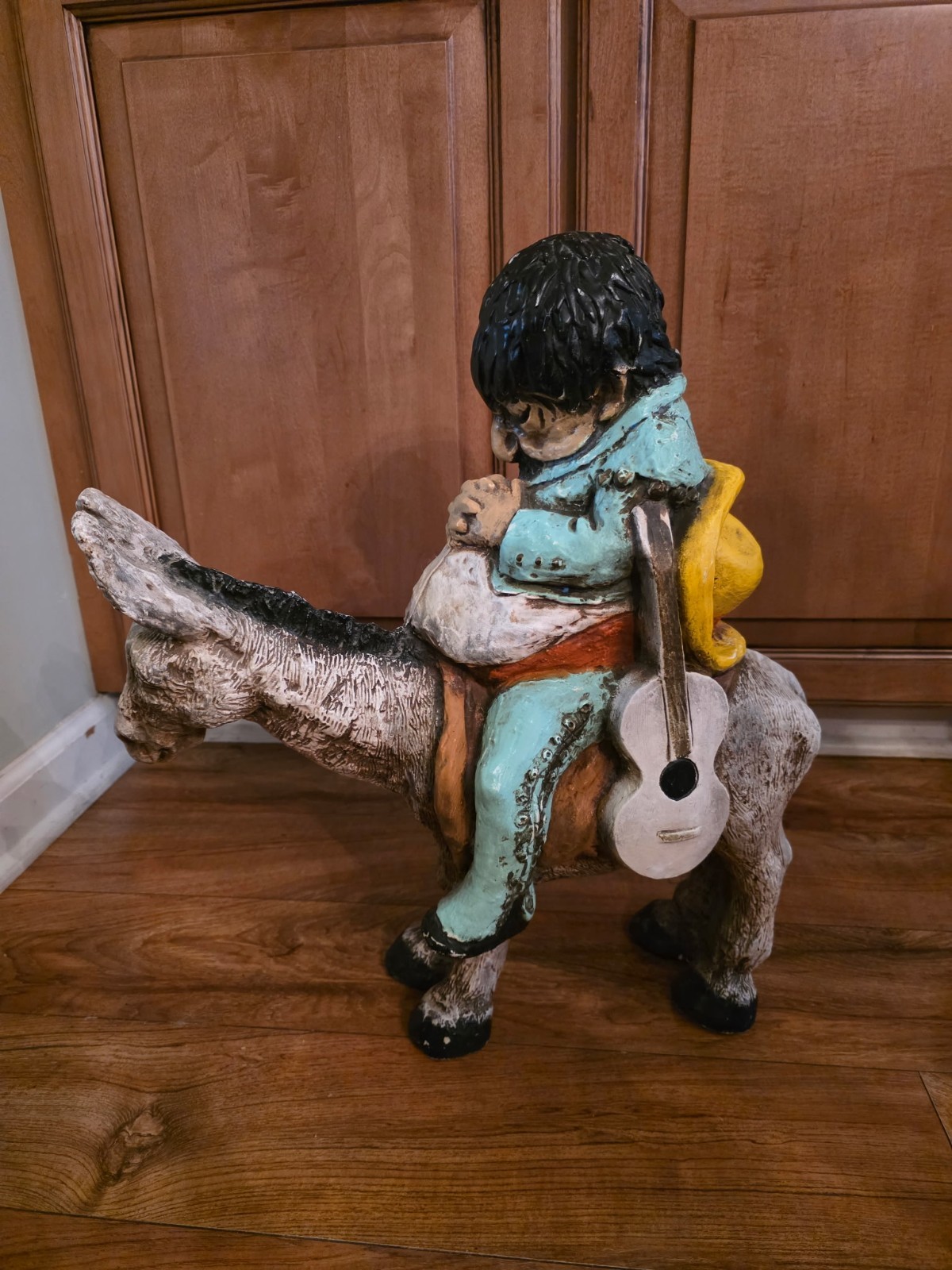 Universal Statuary Poncho & Mexican Donkey Statue Guitar Vintage 17\
